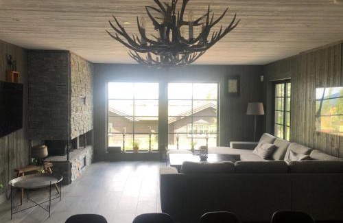 Salen Cabin | Experience Fjällhem: Pet-Friendly Retreat with Hot Tub