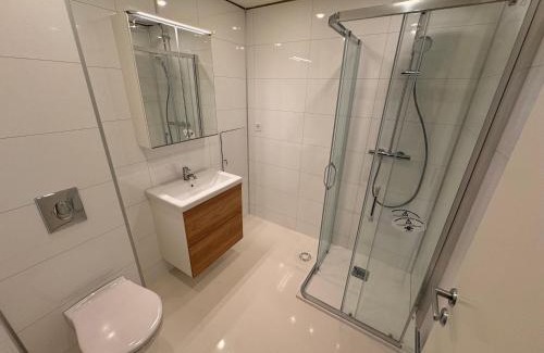 Sunde Apartment | Fjord Studio: Family-Friendly Getaway with Top Guest Rating