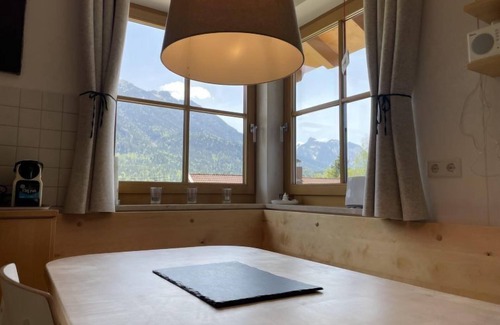 Wallgau Apartment | Pet-Friendly Flösserstrasse: Lake View & Spa Retreat
