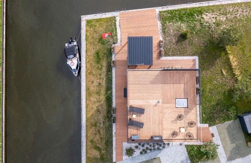 Klaipeda District Municipality Apartment | Top-Rated FLAGHOUSE with Oceanfront Views & Hot Tub