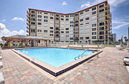 Flagler Beach Apartment | Flagler Beach Retreat: Poolside Oasis with Ocean Views