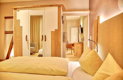 Ostwig Hotel | Pet-Friendly Flair Hotel Nieder with Pool & Hot Tub Access