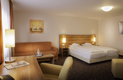 Markelsheim Hotel | Discover Flair Hotel Weinstube Lochner: Spa & Pool Retreat