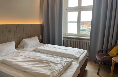 Meersburg Hotel | Pet Friendly Flair Hotel zum Schiff with Oceanfront Views