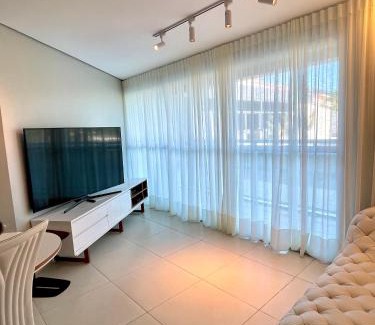 Jardim Oceania Apartment | Vibrant Home Service by the Beach - 2-Bedroom Retreat