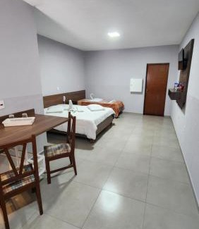 Limeira Hotel | Vibrant Stay at Flamboyant Hotel with Breakfast & Hot Tub