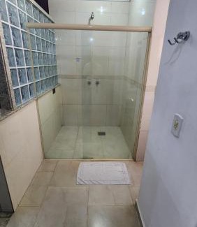 Limeira Hotel | Vibrant Stay at Flamboyant Hotel with Breakfast & Hot Tub