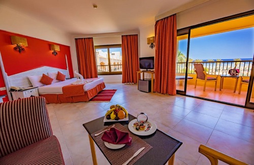 El Quseir Resort | Relax at Flamenco Beach and Resort with Pool & Ocean View