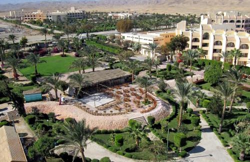 El Quseir Resort | Discover Flamenco Beach & Resort Quseir: Oceanfront Retreat