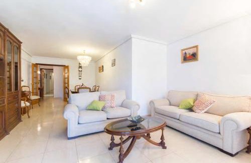 Raval Roig Apartment | Flamenco I: Family-Friendly Hotel with 9.5/10 Guest Rating