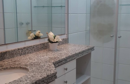 Flamengo Apartment | Flamengo 02 Quartos Suite: Ideal for Child-Friendly Stays