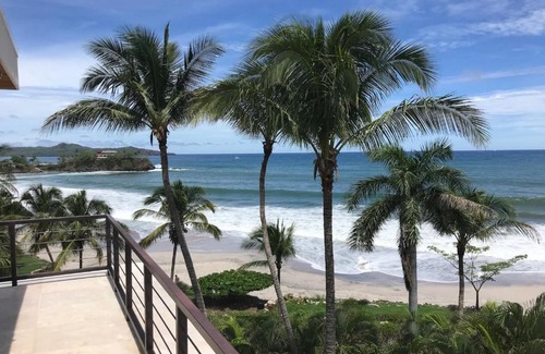 Playa Flamingo House | Flamingo Beachfront Oasis with Pool & Ocean Views