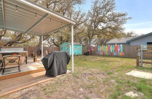 Fulton House | Top-Rated Flamingo Flats with Relaxing Hot Tub Amenities