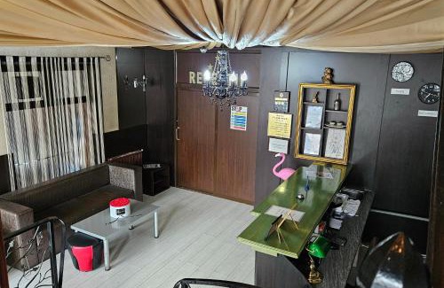 Pitesti Hotel | Budget-Friendly Flamingo Hotel with Family Amenities