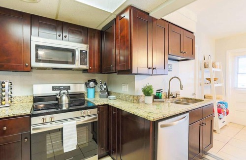 Walsingham House | Flamingo Lounge | Pool, Firepit, Grill, Sleeps 10