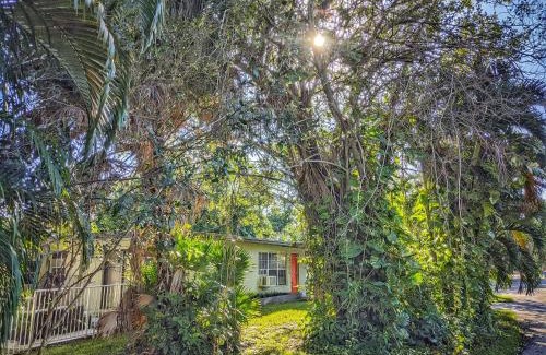 Edgewood House | Discover The Place: 4-Star Oceanfront Family Getaway