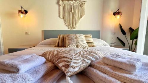 Marina Di Camerota House | Cozy Flamingo Suites with Private Beach and Ocean Views