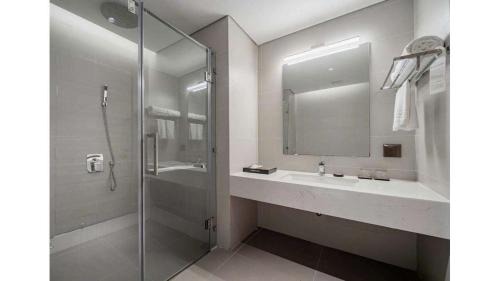 Cat Hai Apartment | Relax at Flamingos Cat Ba Resort: 4-Star Oceanfront Retreat
