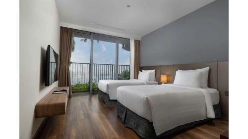 Cat Hai Apartment | Relax at Flamingos Cat Ba Resort: 4-Star Oceanfront Retreat