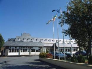 Roscoe Hotel | Delight in Comfort at Flannery's Hotel with Great Amenities