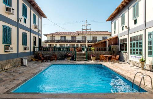 Pero Apartment | Oceanfront Escape at Flat 3A Vista Mar with Pool Access