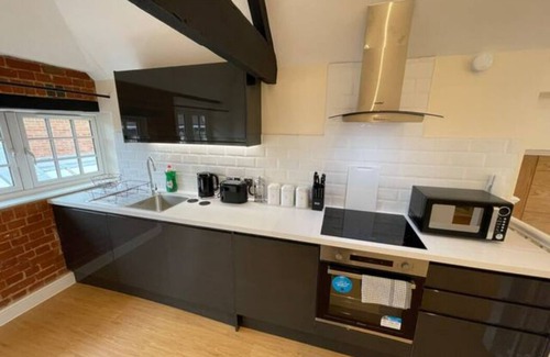 Saffron Walden Apartment | Cozy Central Apartment: Perfect for Family Getaways