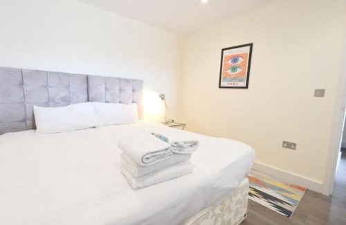 Bristol City Centre Apartment | Discover Flat 14 Southey House: Guest Rated 7.7/10