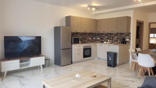 St. Andrew's Apartment | Central Apartment in Swieqi - Family Friendly Retreat
