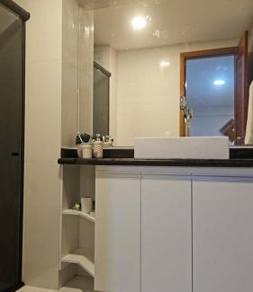 Ponta Negra Apartment | Ocean View Retreat: 4-Star Flat with Pool & Breakfast