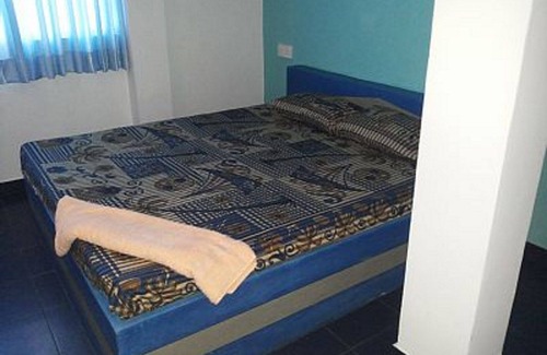 Mount Lavinia Apartment | Cozy Air-Conditioned One Bedroom Apartment in Dehiwala