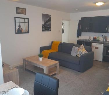 Doncaster Apartment | Family-Friendly Flat 4 Corner House with Kitchen Amenities