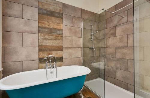 Cullercoats Apartment | Oceanview Retreat Just 5 Minutes from the Beach