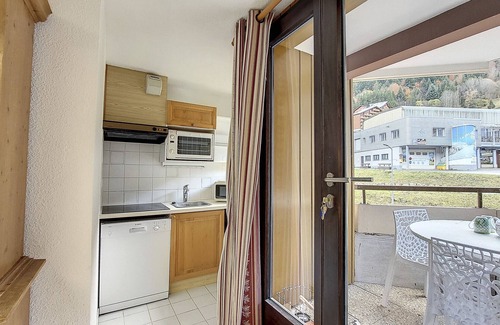 Saint-Jean-dʼAulps Apartment | Cozy Retreat for 6 - Christiana 5, Steps from the Slopes