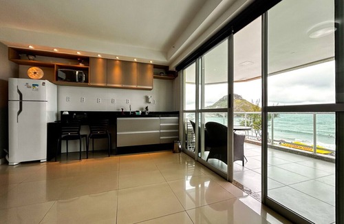 Recreio dos Bandeirantes Apartment | Beachfront Retreat in Recreio dos Bandeirantes, RJ