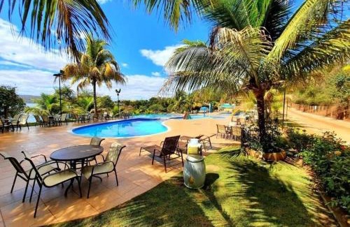 Caldas Novas Apartment | Discover Flat Aldeia do Lago with Pool & Hot Tub Access