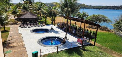 Caldas Novas Apartment | Discover Flat Aldeia do Lago with Pool & Hot Tub Access