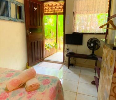 Ilha Grande House | Cozy Flat in Abraão, Ilha Grande with Family-Friendly Amenities