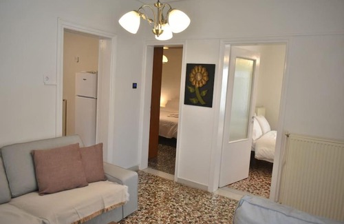 Trikala House | Inviting Flat and Cozy House for Families in Trikala