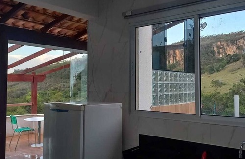 Centro Cottage | Pet-Friendly Ocean View Flat and Loft with Spa Amenities