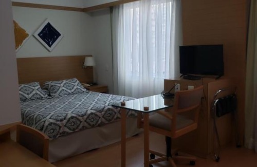 Consolacao Apartment | Cozy Flat Next to Paulista with Hot Tub Access