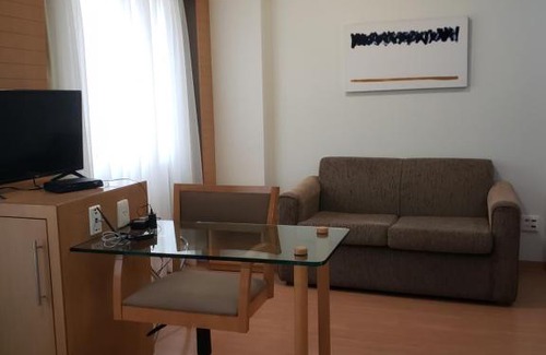 Consolacao Apartment | Cozy Flat Next to Paulista with Hot Tub Access