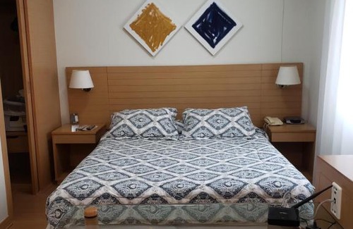 Consolacao Apartment | Cozy Flat Next to Paulista with Hot Tub Access