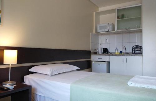 Caminho das Arvores Hotel | Budget-Friendly Stay at Flat Athenas 611 - Rated 9.1!