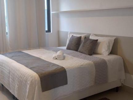 Ilha do Leite Apartment | Serene FLAT Beach Class: Oceanfront Retreat in Recife