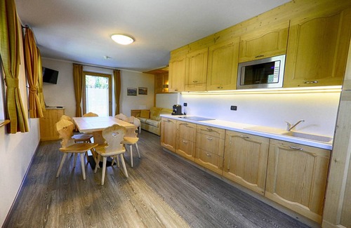 Teola Apartment | Flat Blesecia - Mountain View Retreat with Wellness & Wi-Fi