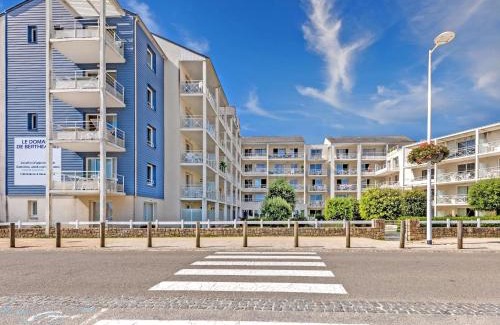 Plougonvelin Apartment | Flat by Pointe St-Mathieu