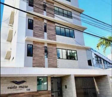 Cabedelo Apartment | Inviting Flat with Pool Just 200m from Private Beach