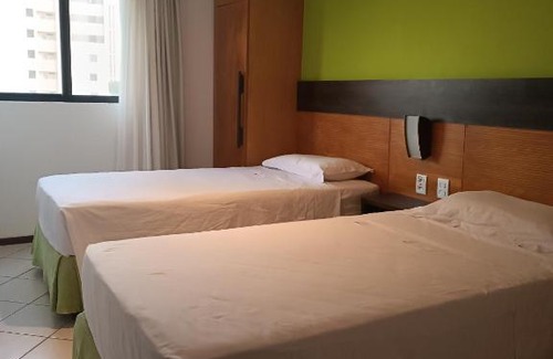 Ponta Negra Hotel | Seaside Flat with Balcony: 4-Star Stay, Perfect for Families