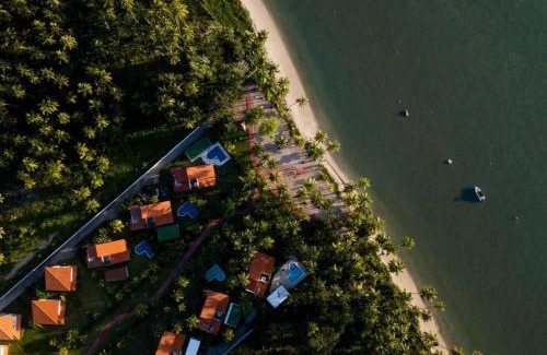 Praia dos Carneiros Apartment | Oceanfront Flat Condomínio Beira-Mar - Rated 9.9/10!