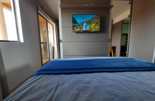 Smin Apartment | Scenic Nautical Decor with Lake Paranoá Views